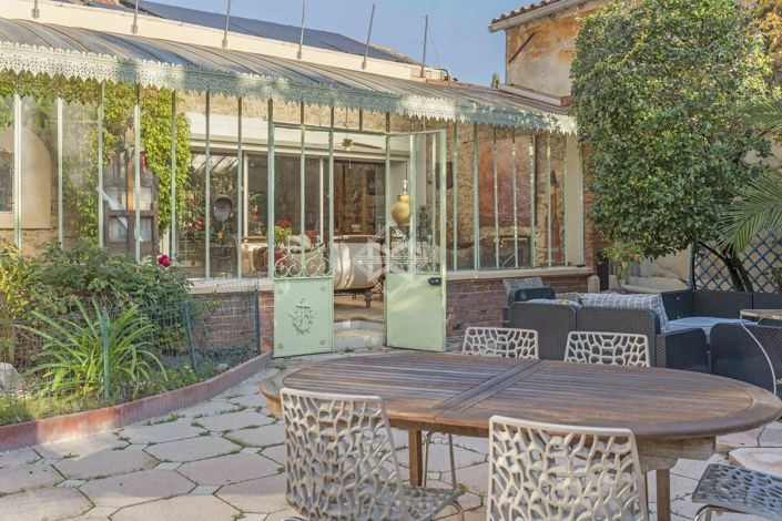 Image No.12-5 Bed House for sale