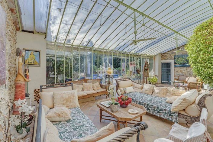 Image No.4-5 Bed House for sale