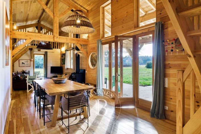 Image No.34-8 Bed House for sale