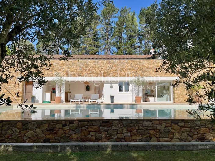 Image No.14-6 Bed House for sale