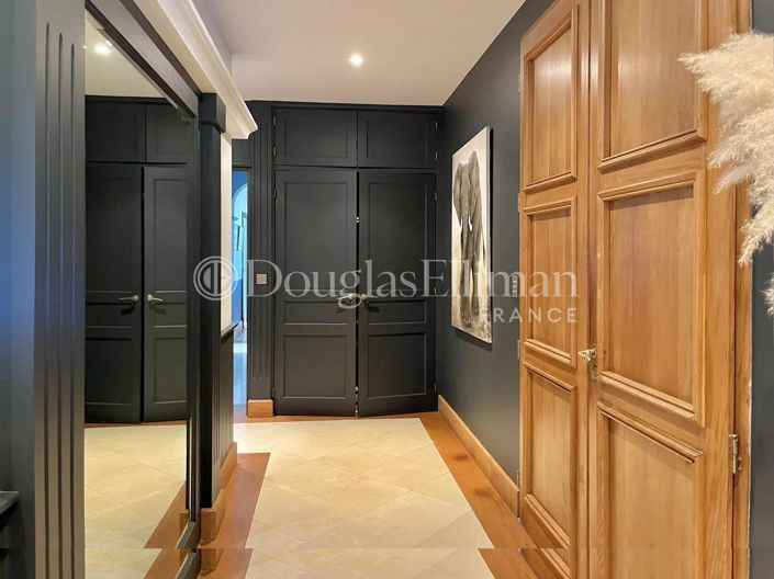 Image No.15-6 Bed House for sale