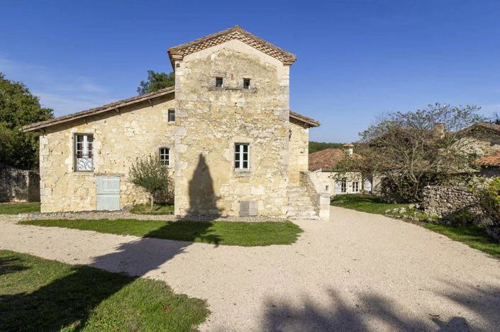 Image No.32-House for sale