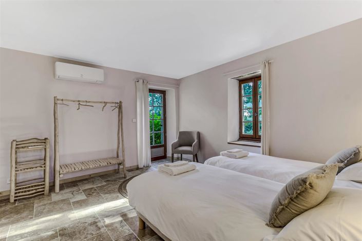 Image No.44-House for sale