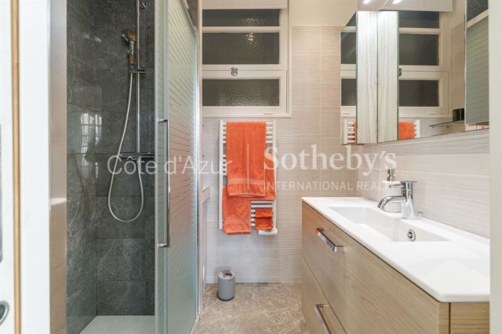 Image No.12-3 Bed Apartment for sale