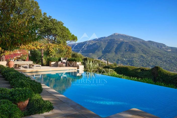 Image No.2-4 Bed House for sale