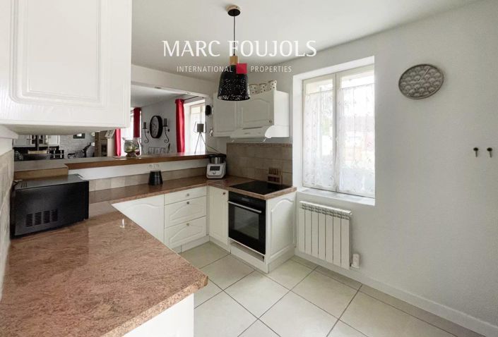 Image No.11-3 Bed House for sale