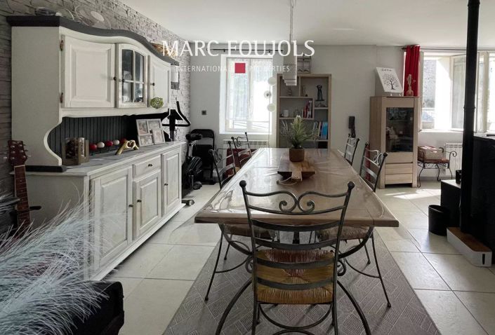 Image No.8-3 Bed House for sale