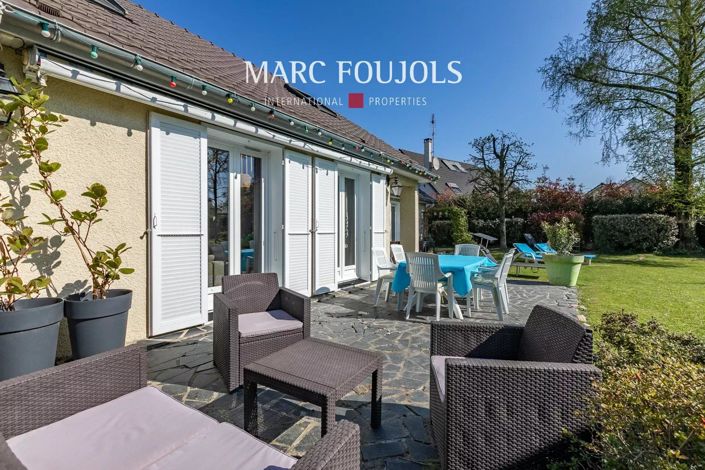 Image No.2-4 Bed House for sale