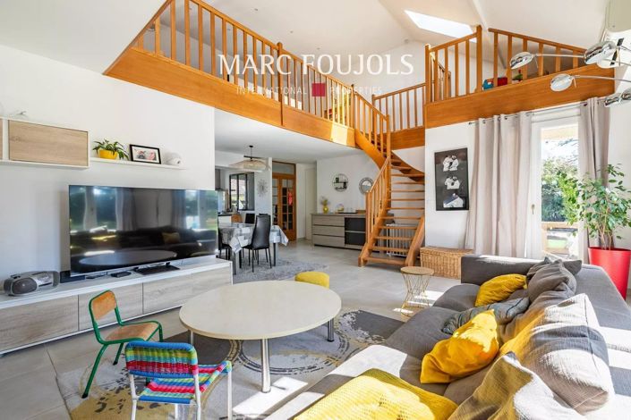 Image No.5-4 Bed House for sale