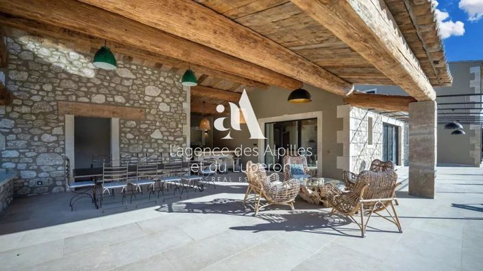 Image No.16-6 Bed House for sale