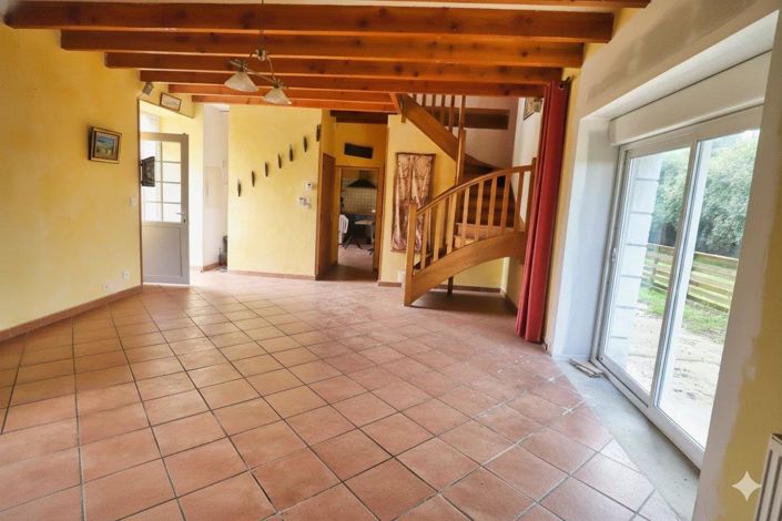 Image No.5-Maison de 2 chambres à vendre à Glomel