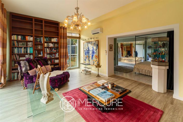 Image No.6-3 Bed House for sale