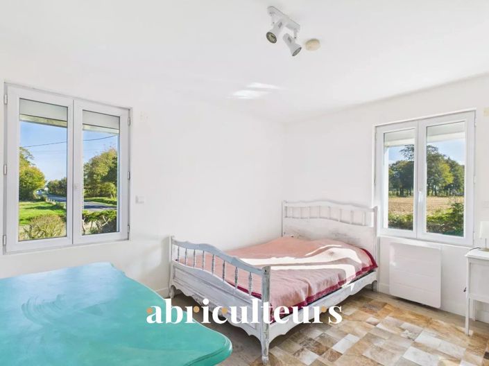 Image No.10-4 Bed House for sale