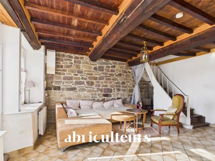 Image No.2-4 Bed House for sale