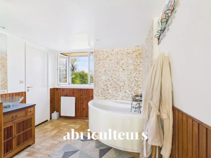 Image No.5-4 Bed House for sale