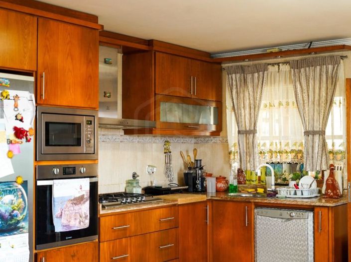 Image No.3-3 Bed House for sale