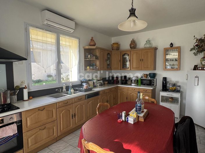 Image No.4-5 Bed House for sale