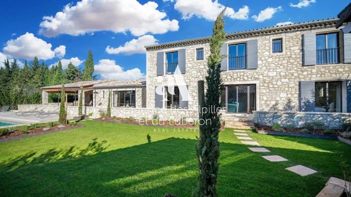 Image No.32-6 Bed House for sale