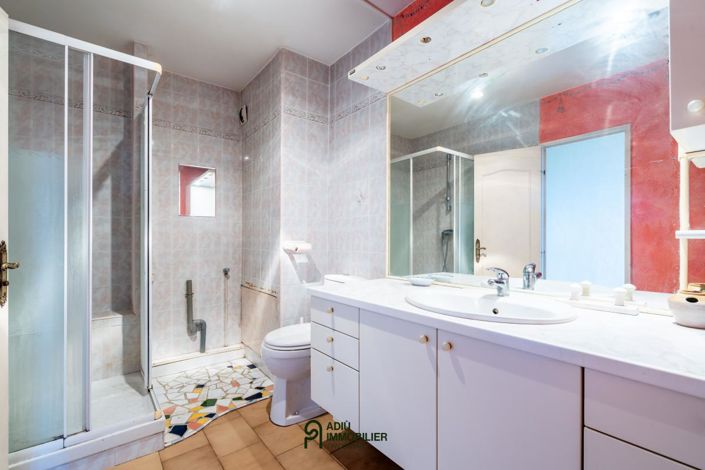 Image No.6-Appartement de 2 chambres à vendre à Uzès