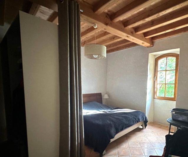 Image No.12-4 Bed House for sale