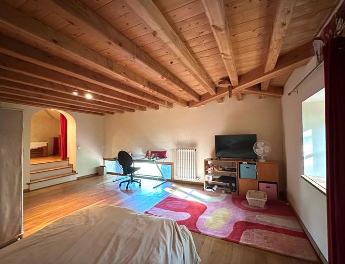 Image No.16-4 Bed House for sale