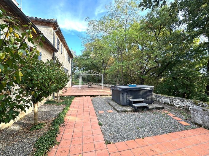 Image No.20-4 Bed House for sale