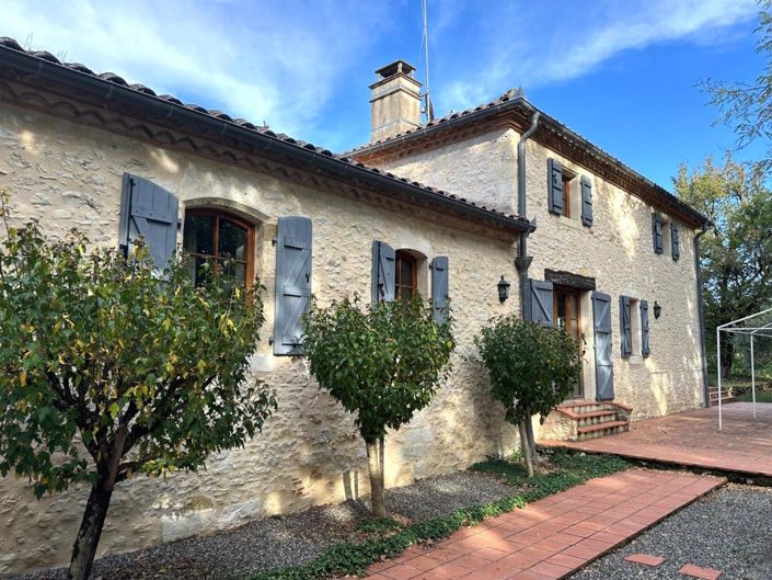 Image No.5-4 Bed House for sale