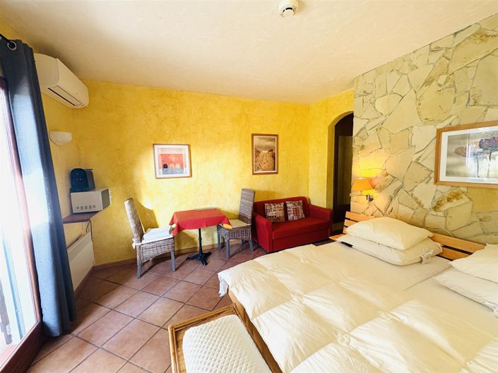 Image No.16-4 Bed House for sale