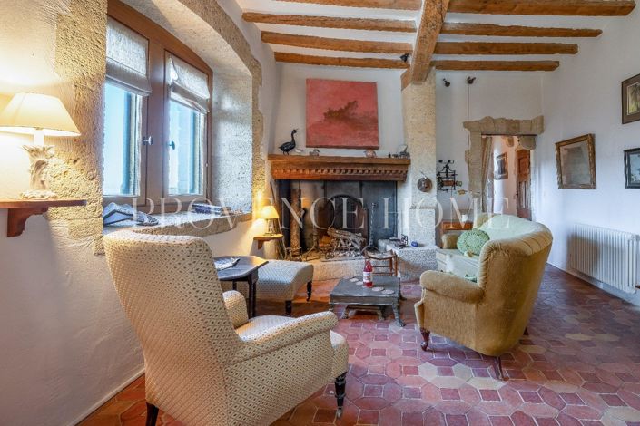 Image No.14-4 Bed House for sale