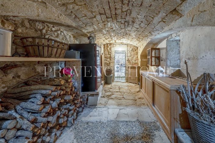 Image No.8-4 Bed House for sale