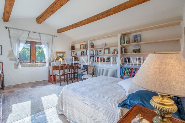 Image No.9-4 Bed House for sale