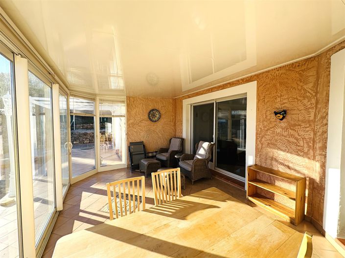 Image No.9-3 Bed House for sale