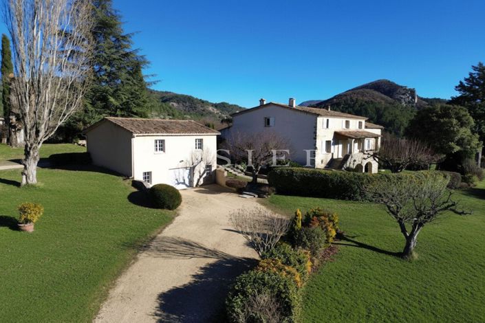 Image No.3-Maison de 7 chambres à vendre à Reilhanette