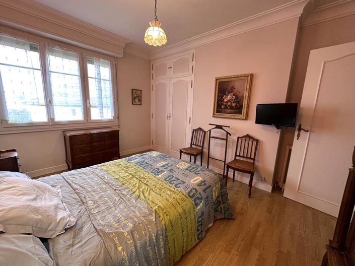 Image No.10-5 Bed House for sale