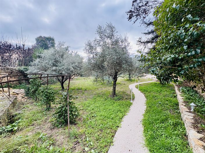 Image No.3-3 Bed House for sale