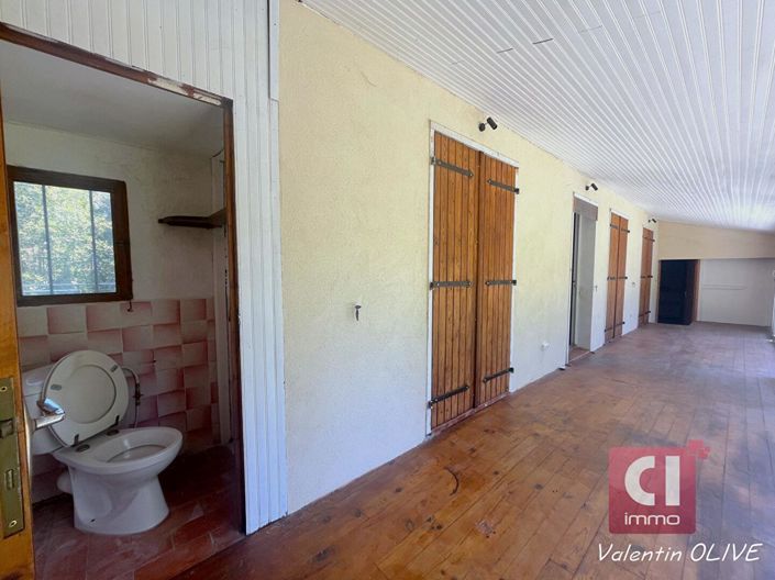 Image No.9-3 Bed House for sale