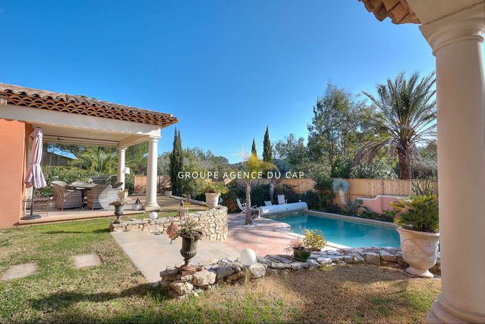 Image No.14-4 Bed House for sale