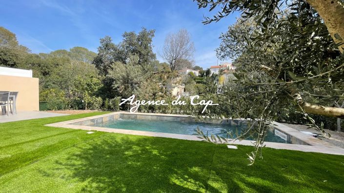 Image No.2-4 Bed House for sale