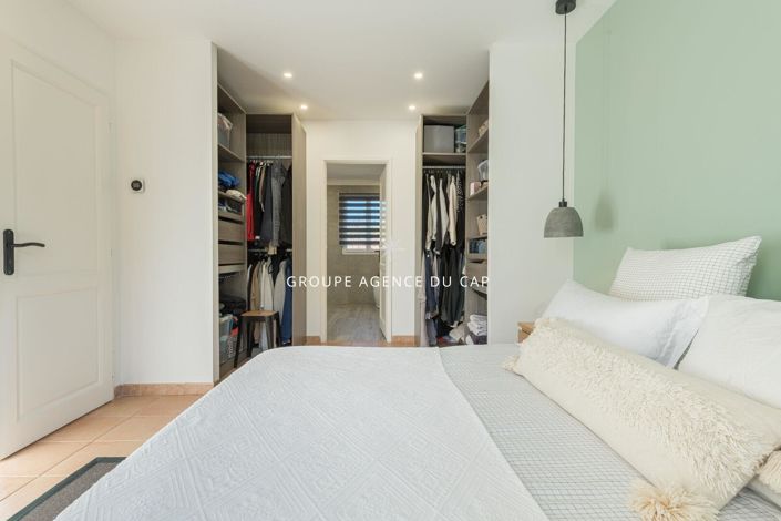 Image No.11-Maison de 4 chambres à vendre à Saint-Raphael