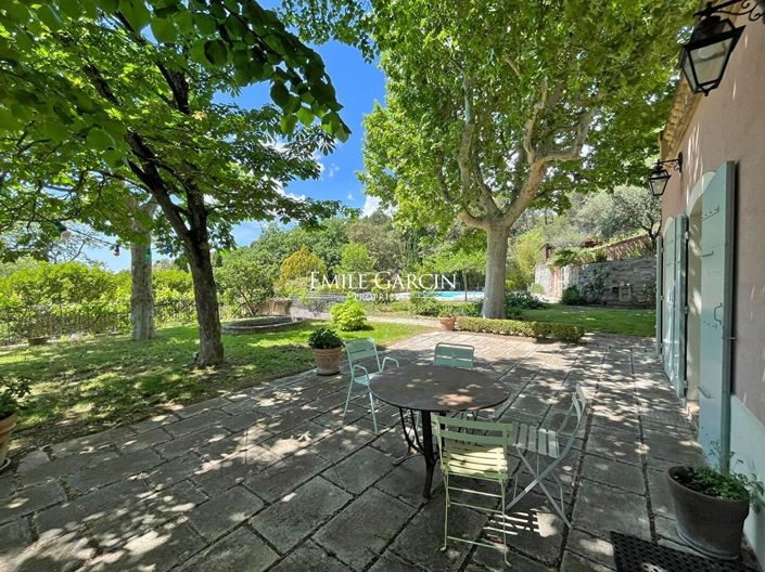 Image No.2-4 Bed House for sale