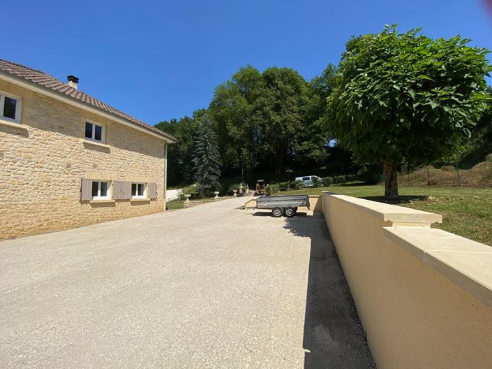 Image No.14-4 Bed House for sale