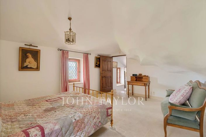 Image No.11-House for sale