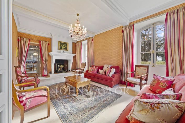 Image No.8-House for sale