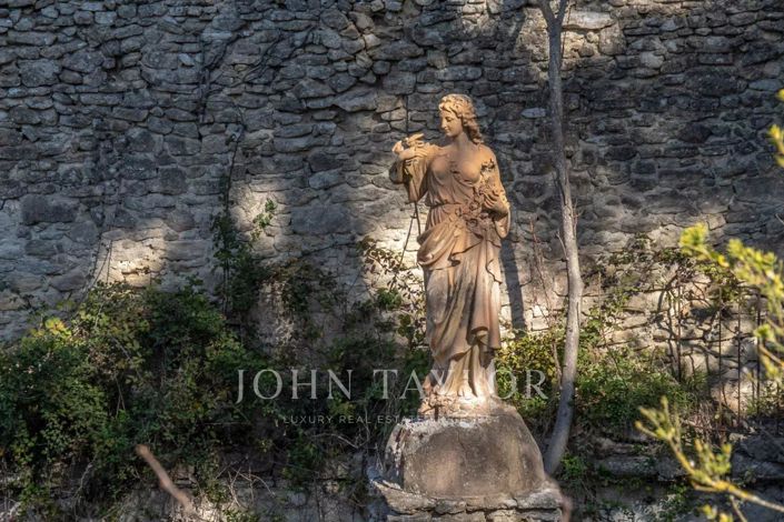 Image No.5-House for sale