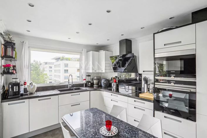 Image No.8-Appartement de 3 chambres à vendre à Paris