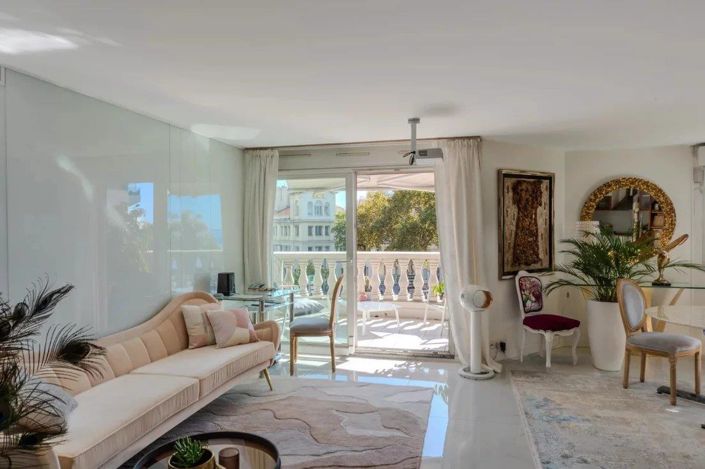 Image No.2-Appartement de 2 chambres à vendre à Nice
