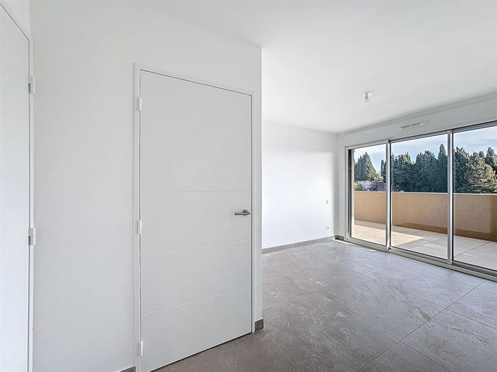 Image No.6-3 Bed Apartment for sale