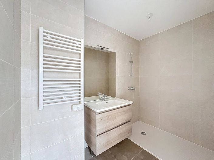 Image No.7-3 Bed Apartment for sale