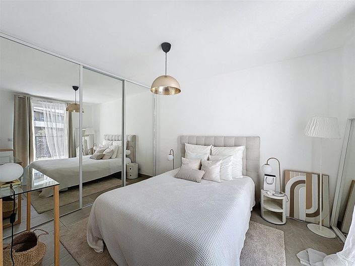 Image No.12-3 Bed Apartment for sale