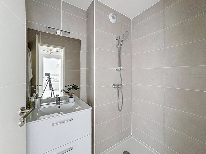 Image No.16-3 Bed Apartment for sale